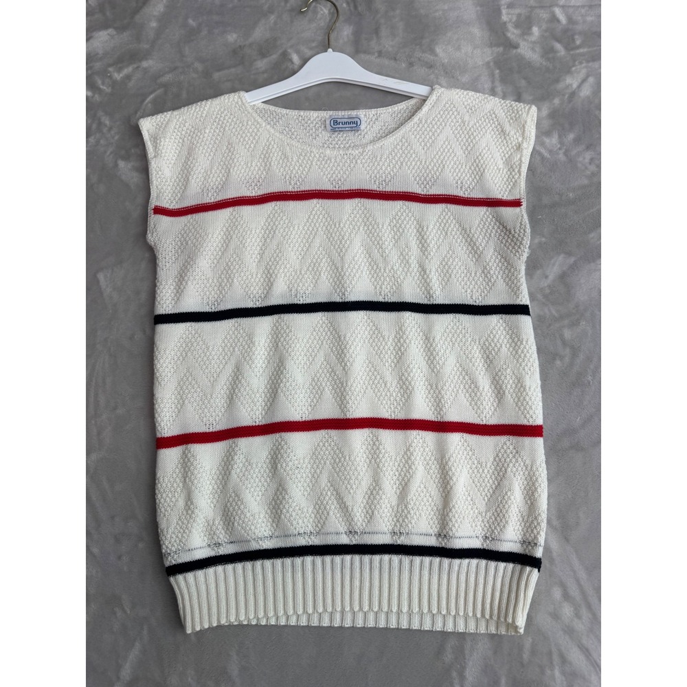 Vintage Brunny White Striped Diamond Knit Sweater‎ Vest Sleeveless Crew Neck USA